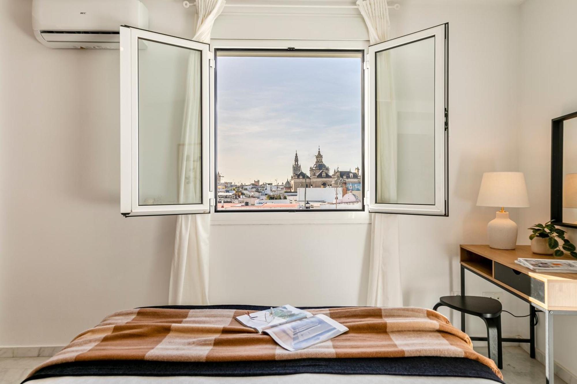 Avanti Las Setas, En El Corazon De Sevilla Y Con Vistas A La Giralda Buitenkant foto